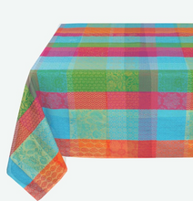 Charger l'image dans la galerie, Nappe – Jacquard water résistant Sisteron
